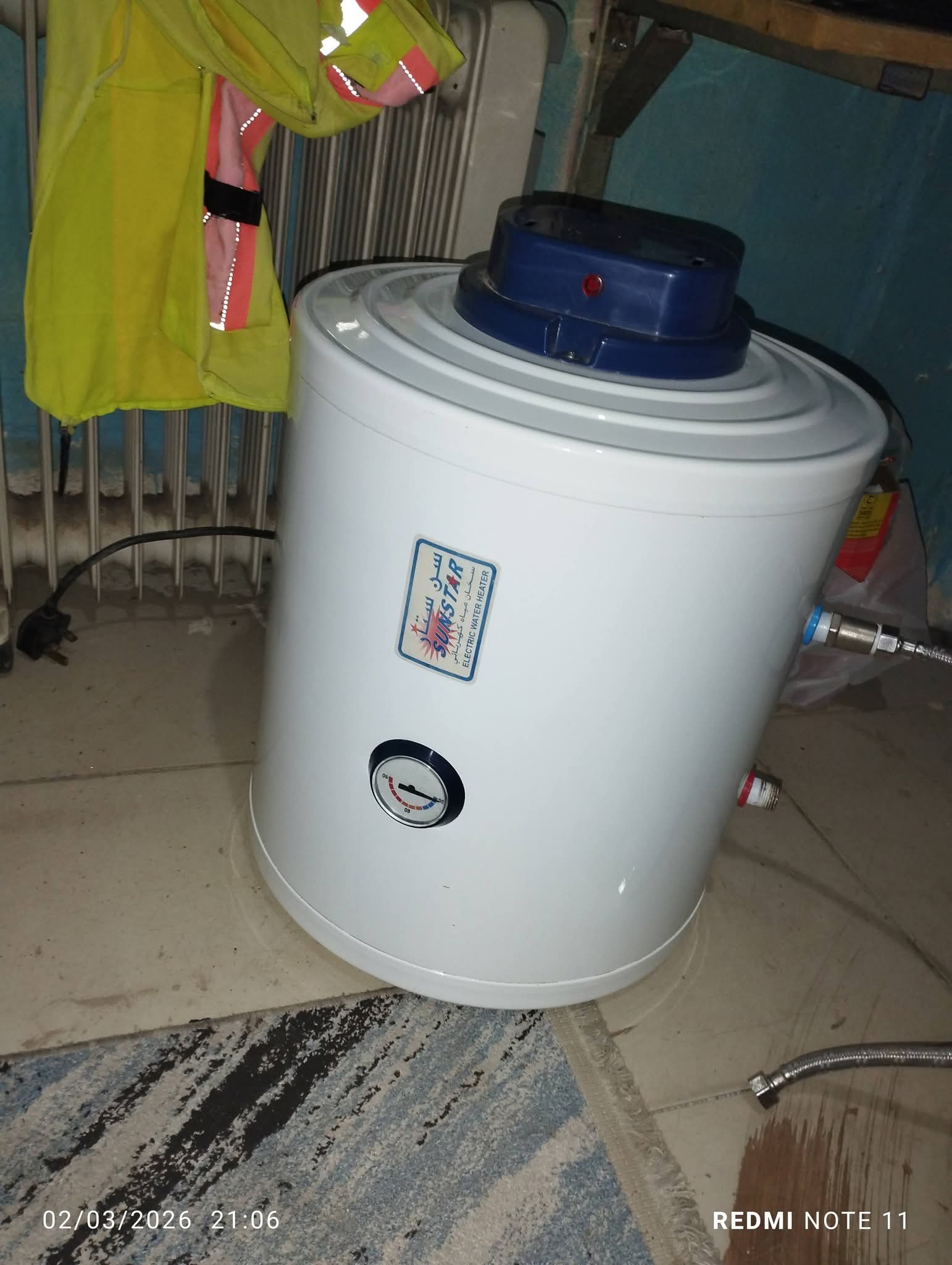 للبيع سخان مياه كهربائي