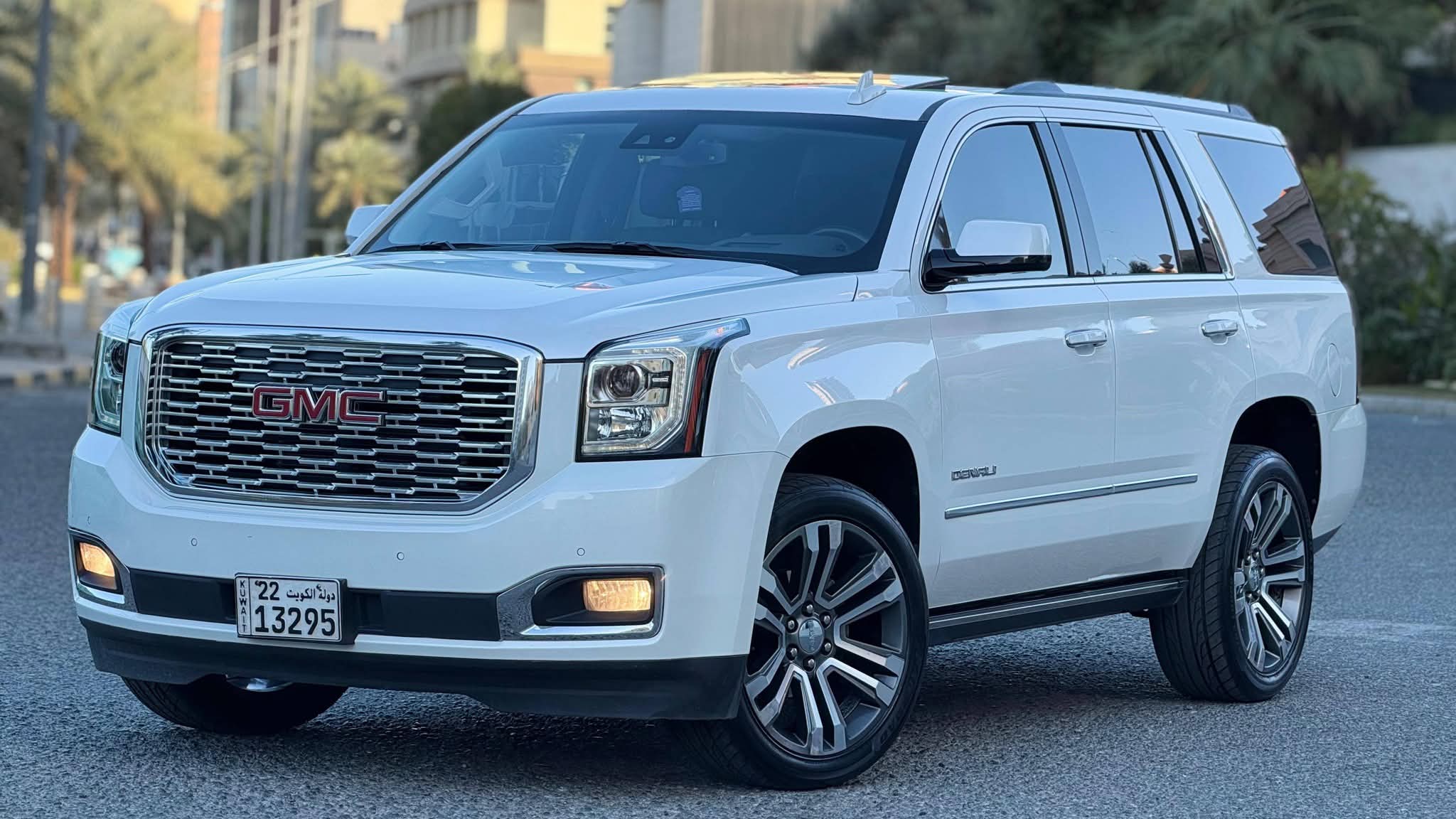 للبيع جيب يوكن مديل ٢٠١٨