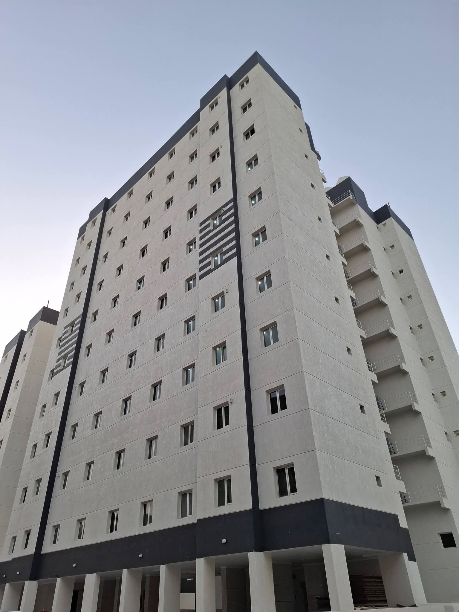 للايجار بحولي قطعه 7