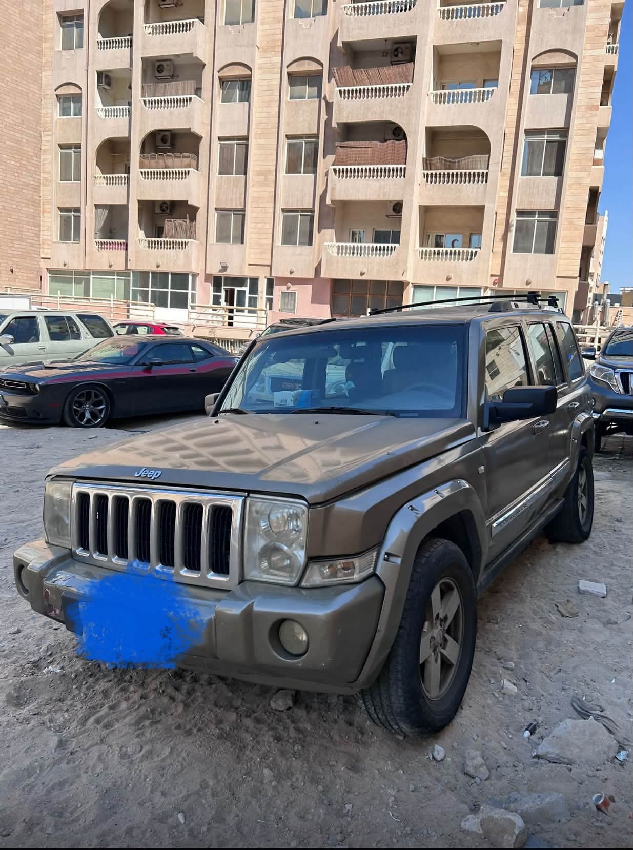 للبيع سياره جيب كوماندر