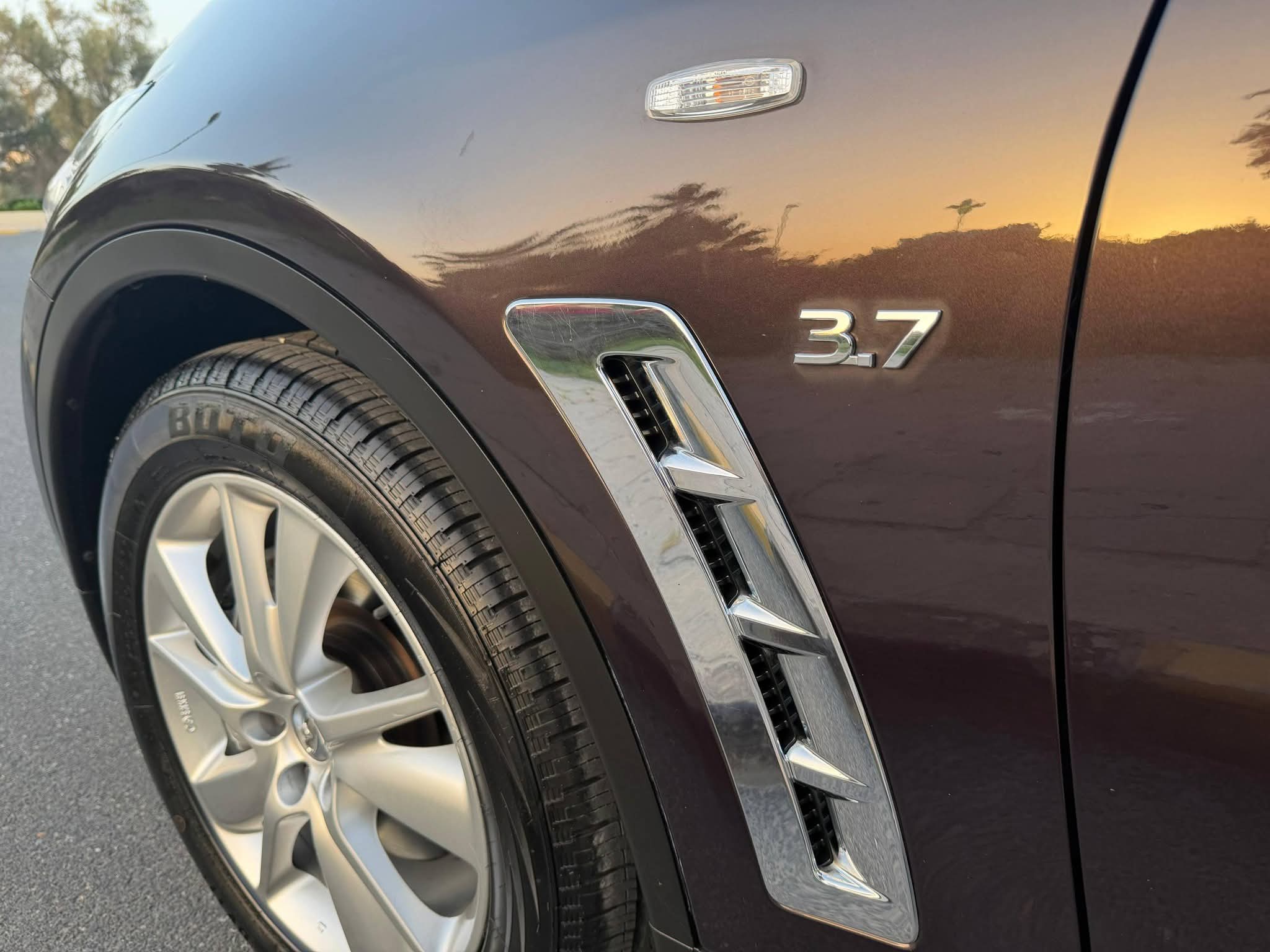 للبيع جيب انفنتي QX70S مديل ٢٠١٦ - صورة 2